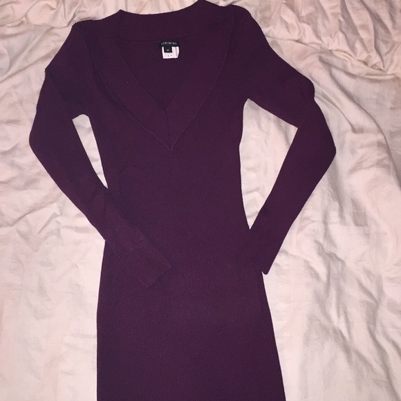 Gorgeous sweater dress - Picture 1 of 3